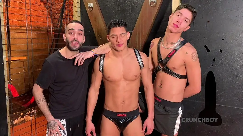 bareback fucke with gay and hois best friend who need sex