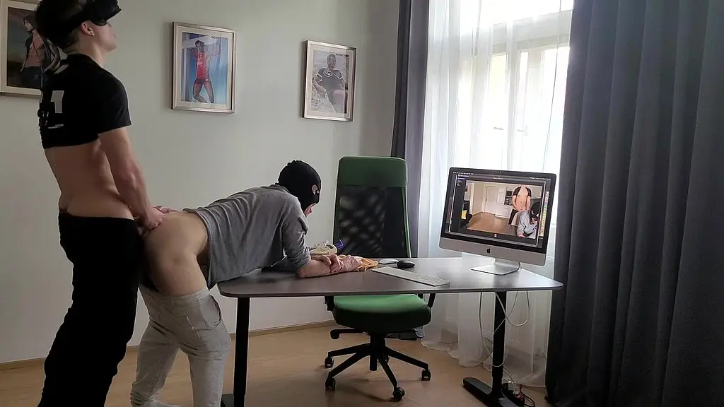 how s it going? part 2 - janis fucks my ass hard until he cums - blowjob