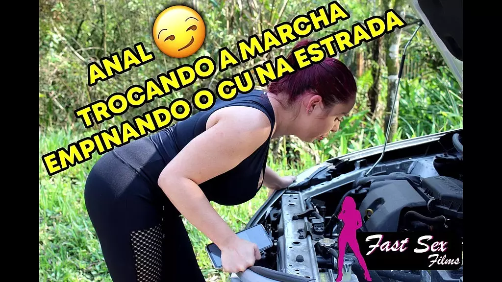 trocando a Marcha com o cu empinado na estrada - rikardo fantasma - mary redqueen