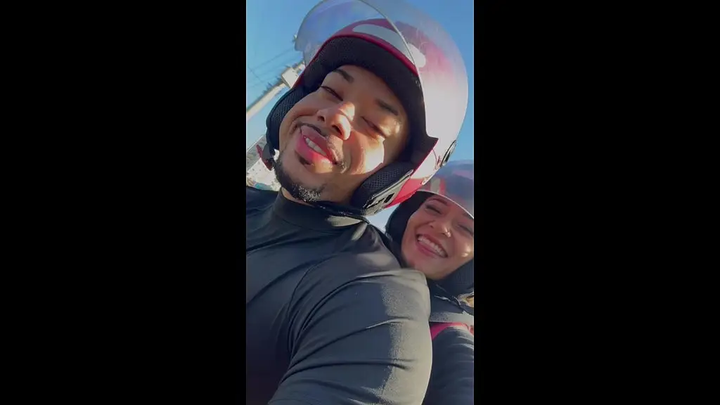 levei a surfista casada pra fazer uma trilha de moto nao resisti e gozei dentro ( completo )