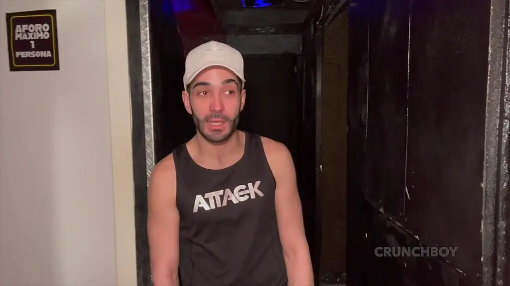 bareback porn in club cruising from barcelone with pornstars