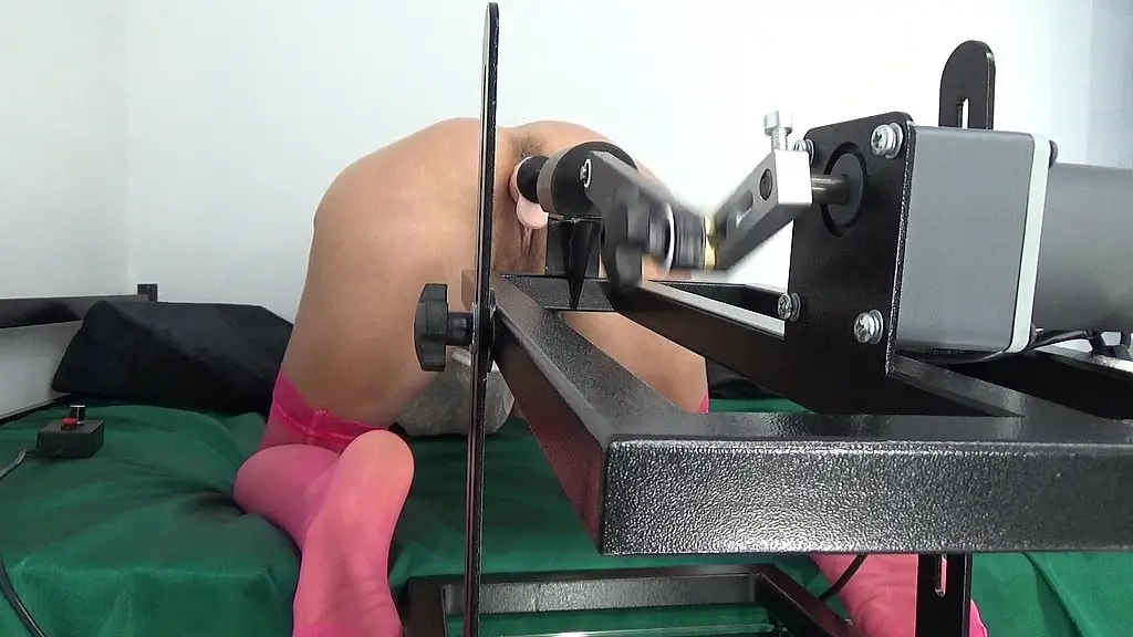 i put on my stockings and masturbate with a fuck machine