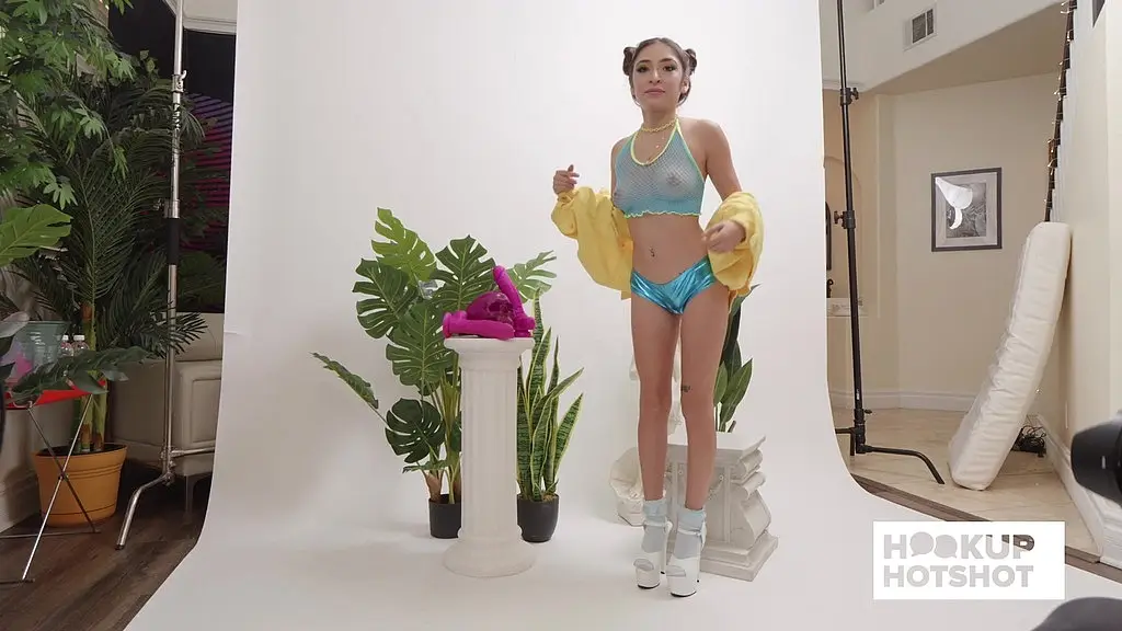 bts - petite latina amber summer teases during a sexy photoshoot!
