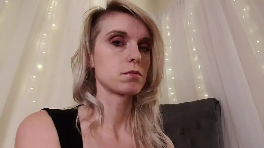 giantess catches and sits on you