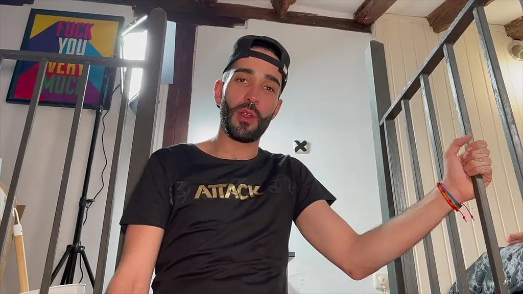 dont click this video ! it s maybe too hot bareback for you
