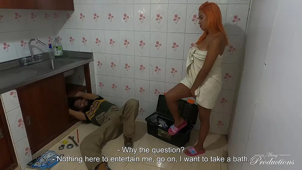 dissatisfied wife takes advantage of hot location with plumber and end up fucking / ann rides