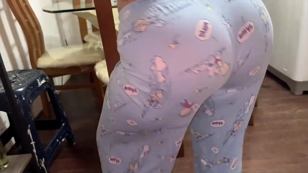 mother-in-law shows off her big ass to son-in-law who ends up having sex with her  