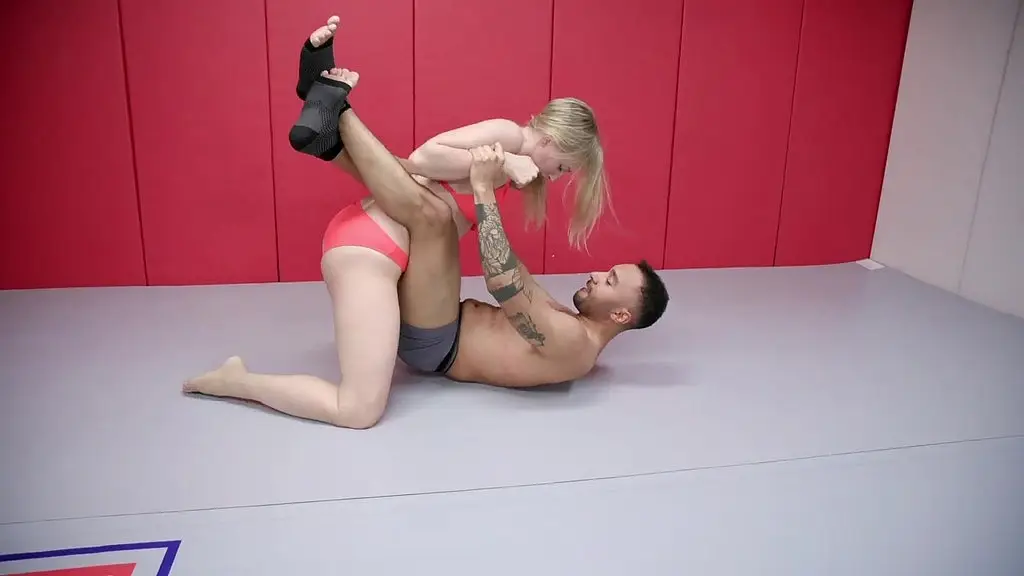 riley reyes vs oliver davis mixed wrestling