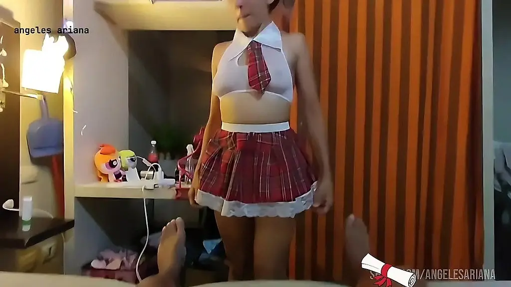 colegiala caliente analizada por el profesor oh esas bragas debajo de la falda