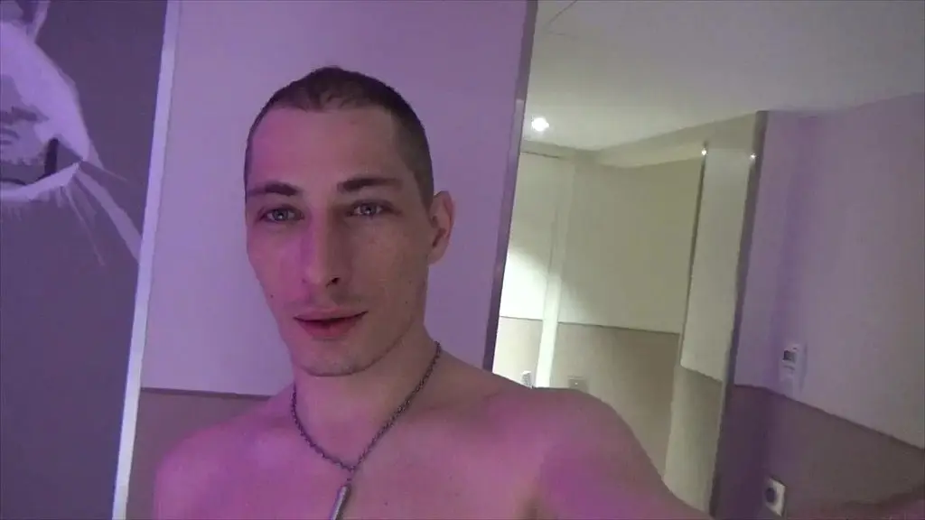 casting porn amator barebck with sexy boy big dick