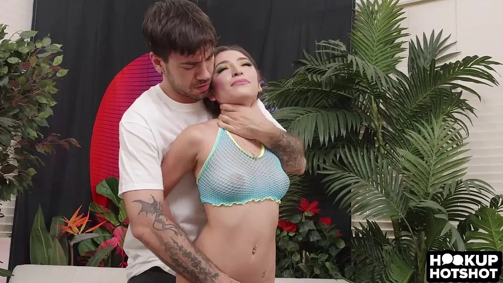 amber summer hooks up turns into rough session