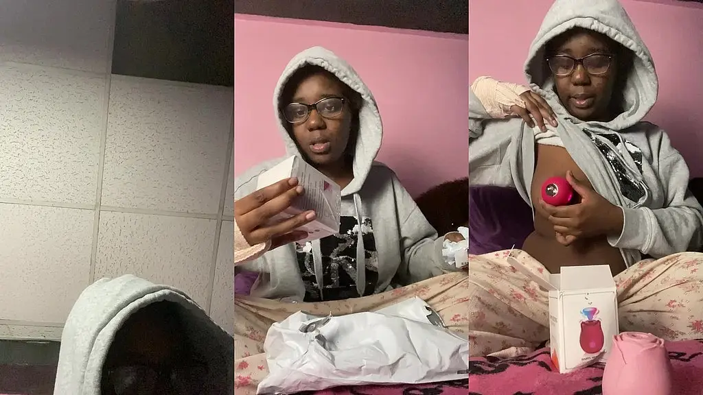 ebony webcam girl model unboxing new sex toy