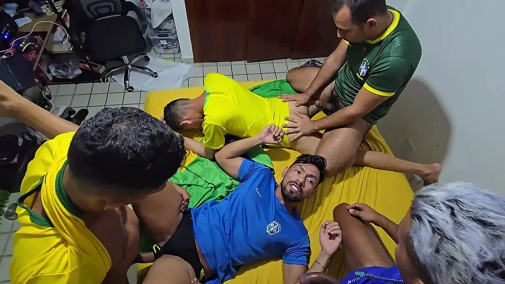 sexo suruba e futebol part 1