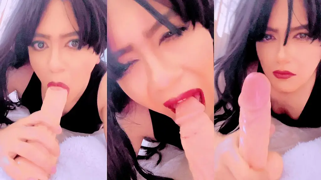 trans girl learning to suck cock with a dildo.