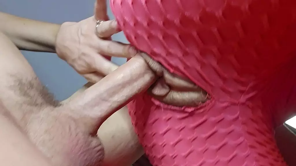 рваные леггинсы трахают киску