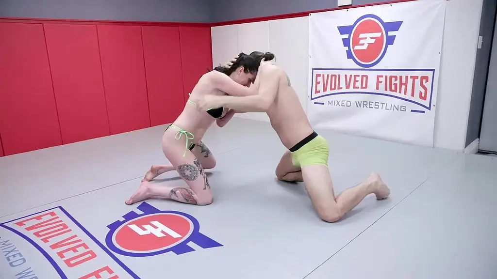 aria khaide vs tony orlando mixed wrestling