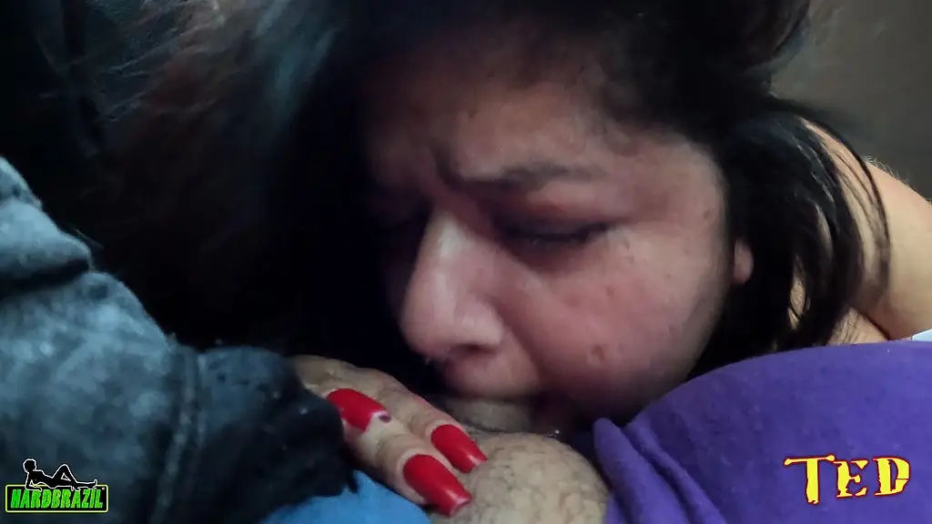 bbw fazendo sexo oral dentro do carro na rua - mary jhuana