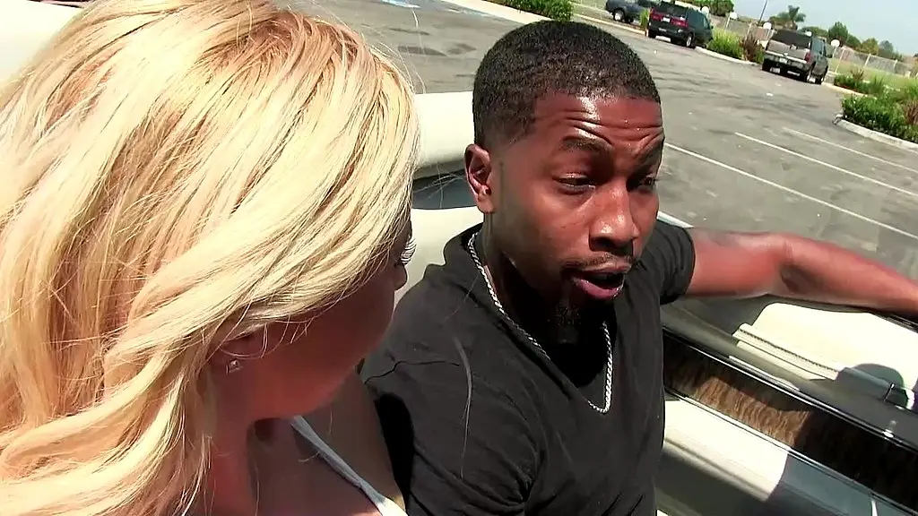 summer day deepthroats isiah maxwell then takes facial