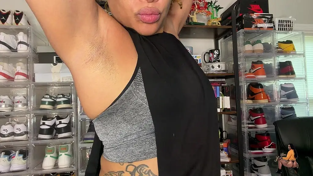sweaty armpit worship and joi