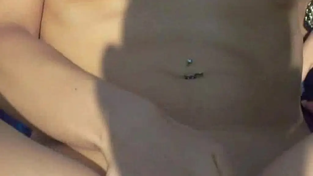 blondehexe - slip in pussy