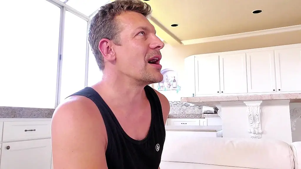 daphne dare cheats with facial cumshot from jerry kovak