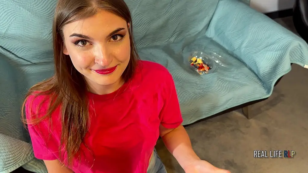 real life porno 98: teen adriana silk - first rimming, anal, piss drinking and hard sex.