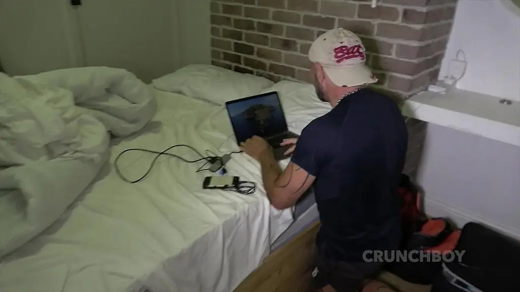 my first sex experience without condom with straight boy curious