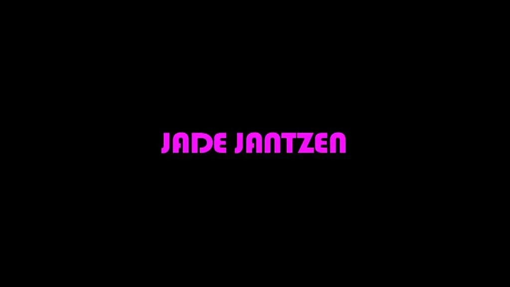 jade jantzen swallows danny mountain facial cumshot