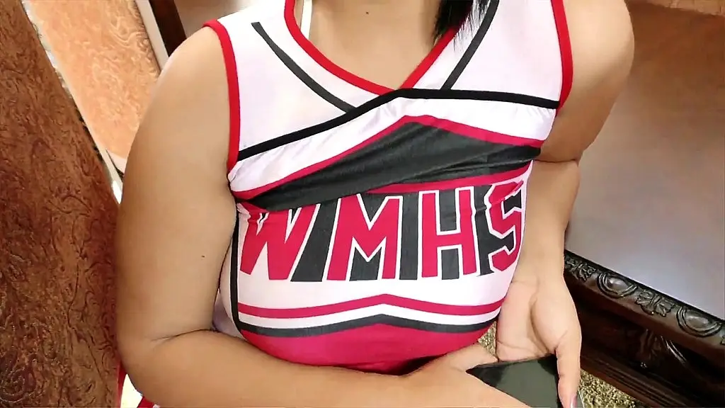 emori pleezer rimming mike hunt in cheerleader uniform