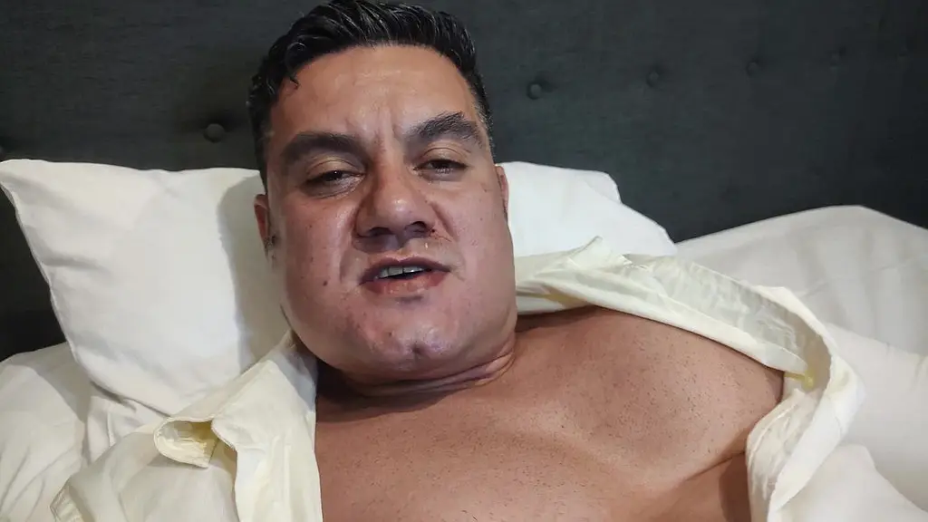 pornstar brasil - boss xxl cock handjob and big cumload for you