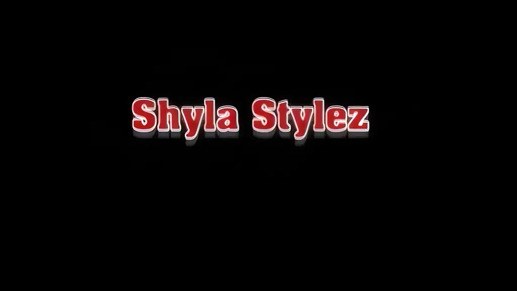 shyla stylez deep throats cock through glory hole