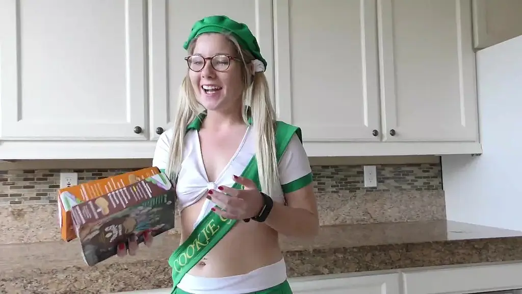 vienna rose cosplay blowjob and cowgirl creampie