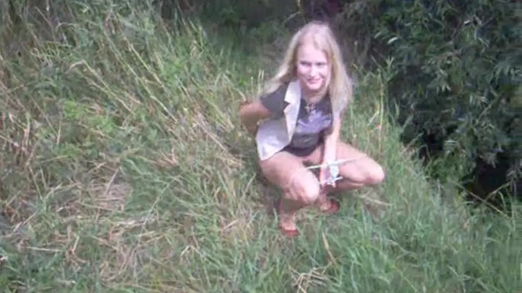 blondehexe - viele pissfilme vom teeny