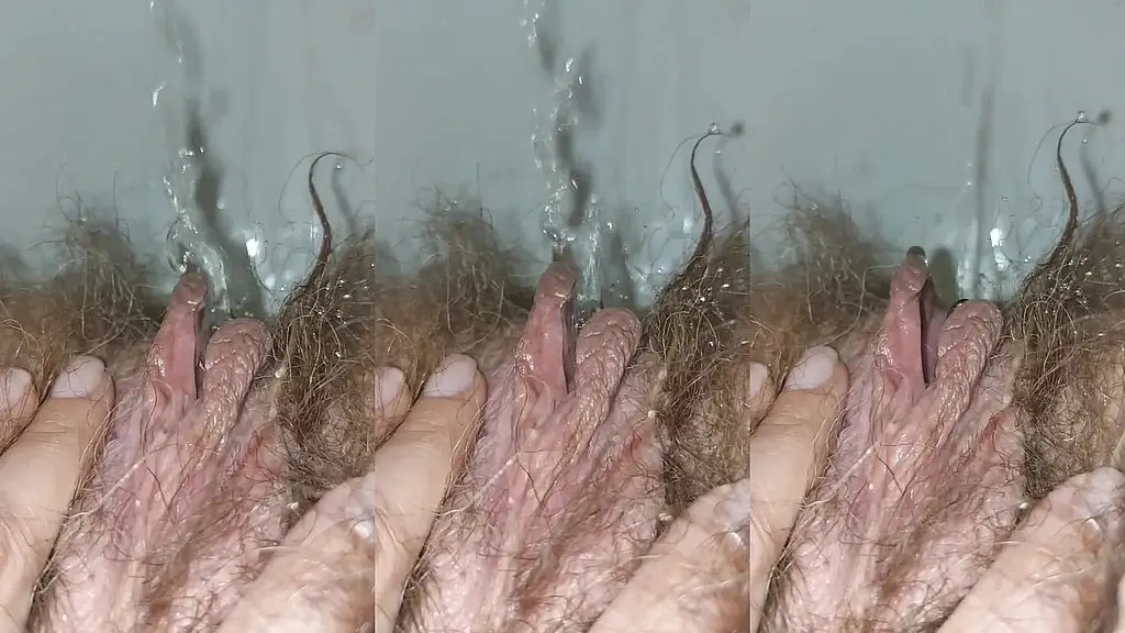 woman pissing, hairy pussy pee pee
