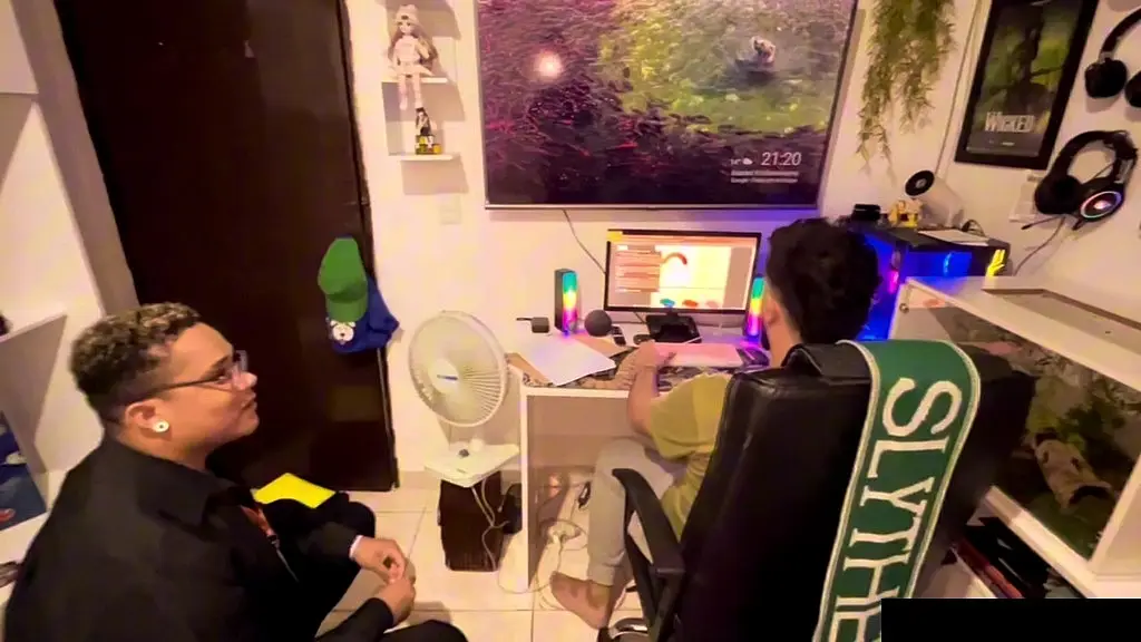 eita como o chefinho esta fora do escritorio