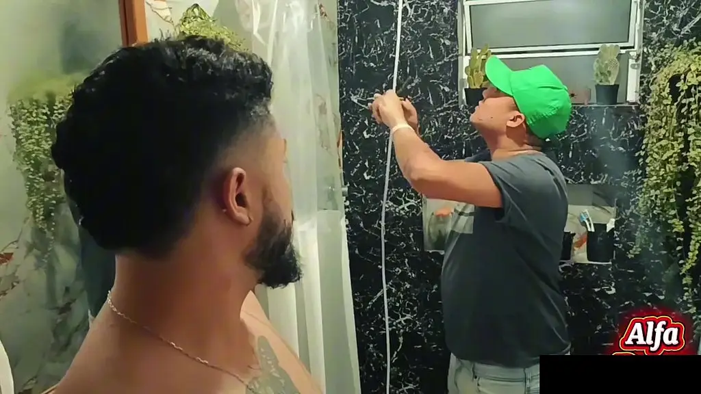 quando o enganador faz o mocinho entrar pelo cano