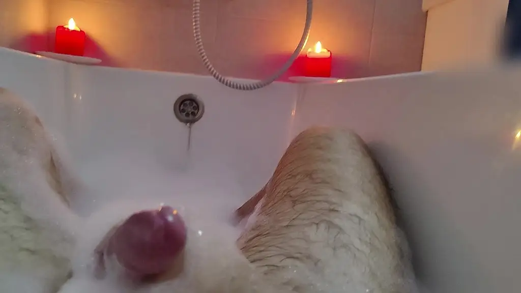 foamy bath after dark — private solo finish