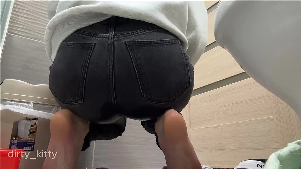i peed three pair of jeans
