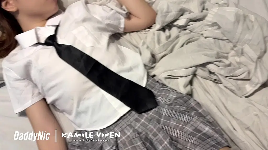 horny 18yo pinay step daughter in school uniform fucked by step dad before school