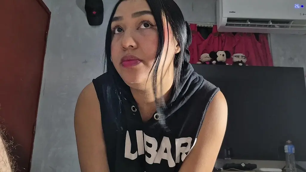 my gay friend’s dick is so hard