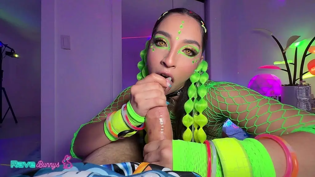 madison wilde gags on brian omally s cock in sync with the bass!