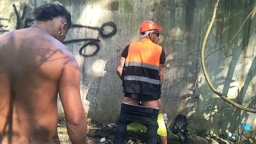apos o trabalho sempre bom da o rabo no mato