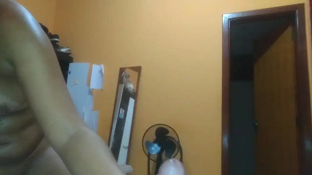 imperdivel: enchendo o cu de por derramando tudo.