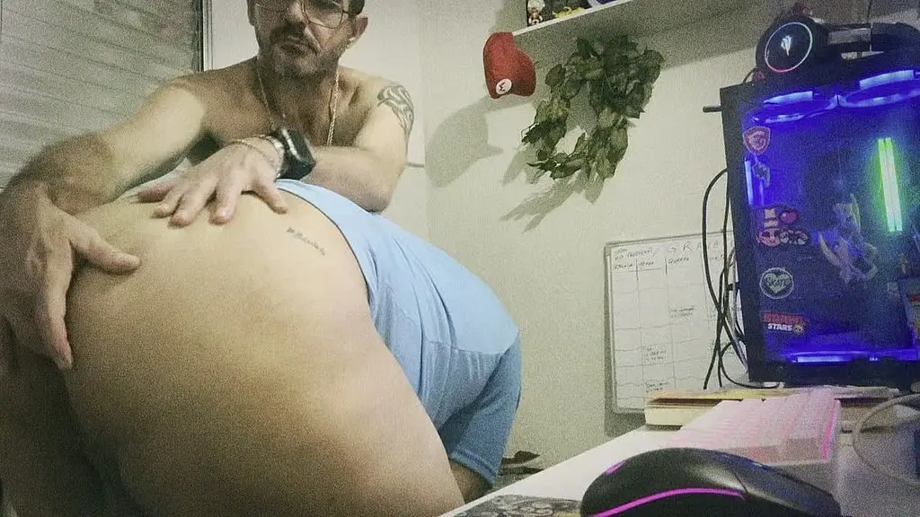 o professor de 24cm veio dar aula pra esse puto que ja queria mudar a mataria para uma boa sexologia