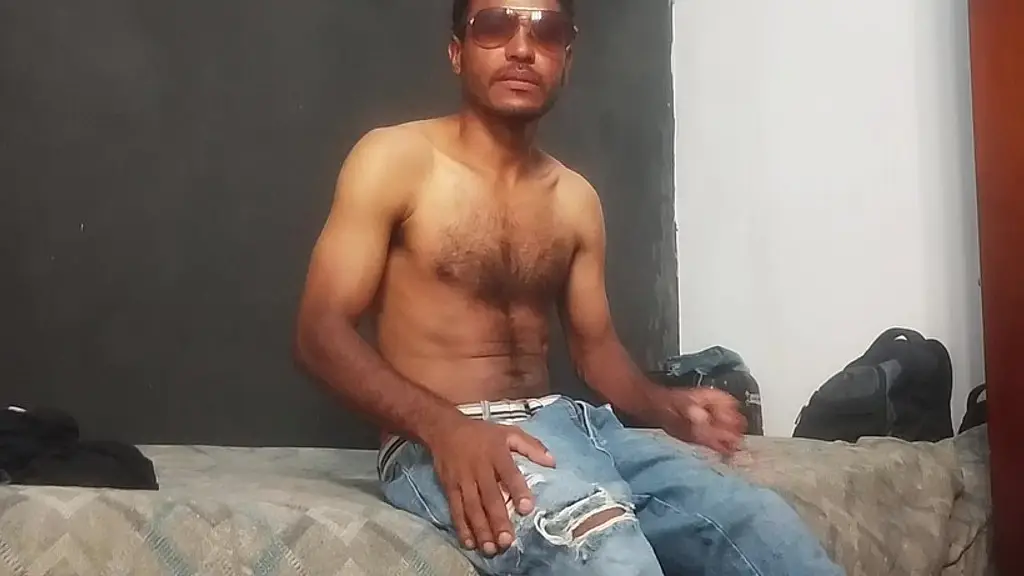 gostosa e linda fudeu com seu amigo na festa