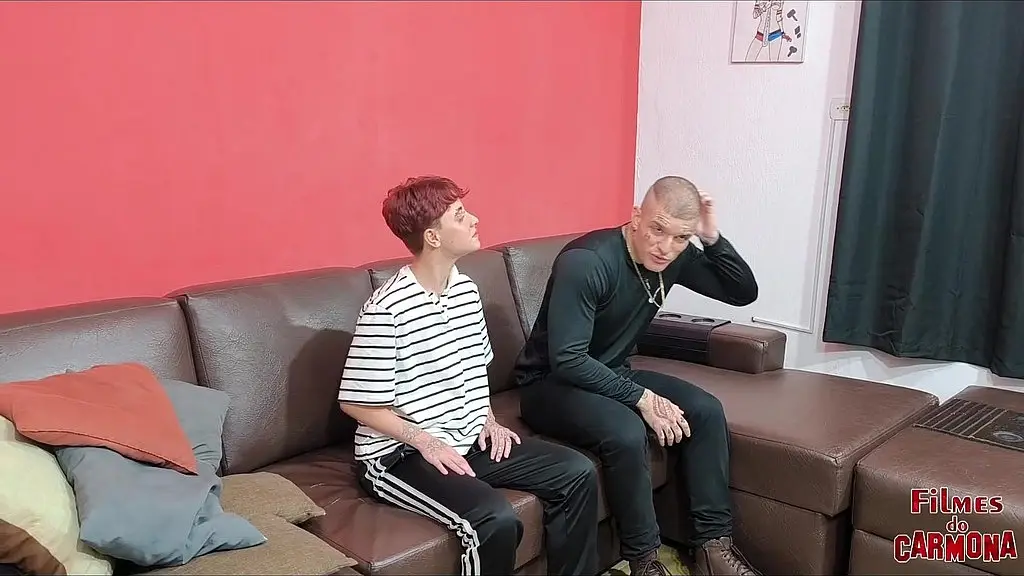 o amigo do meu marido nao perduou e me fodeu gostoso
