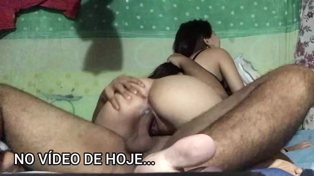 sentei e gozei gostoso no pau dele sem camisinha e movieei tudinho pra voces