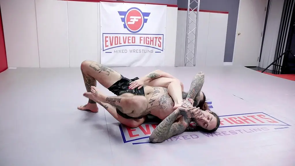 bella rossi vs ruckus 2 mixed wrestling