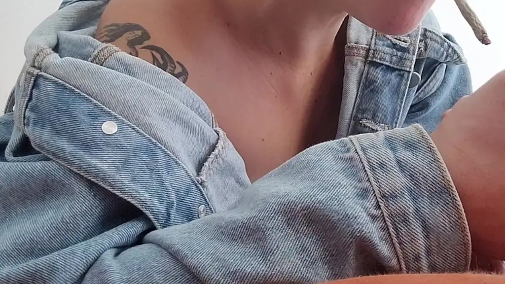 horny teen girlfriend fingering her little pussy and asshole