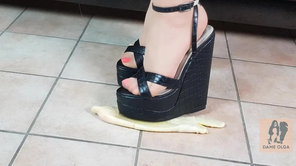 100% wedge heels & platforms: wedge fetish, shoejob & cum on wedges compilation #01 - dame olga 4k (745)
